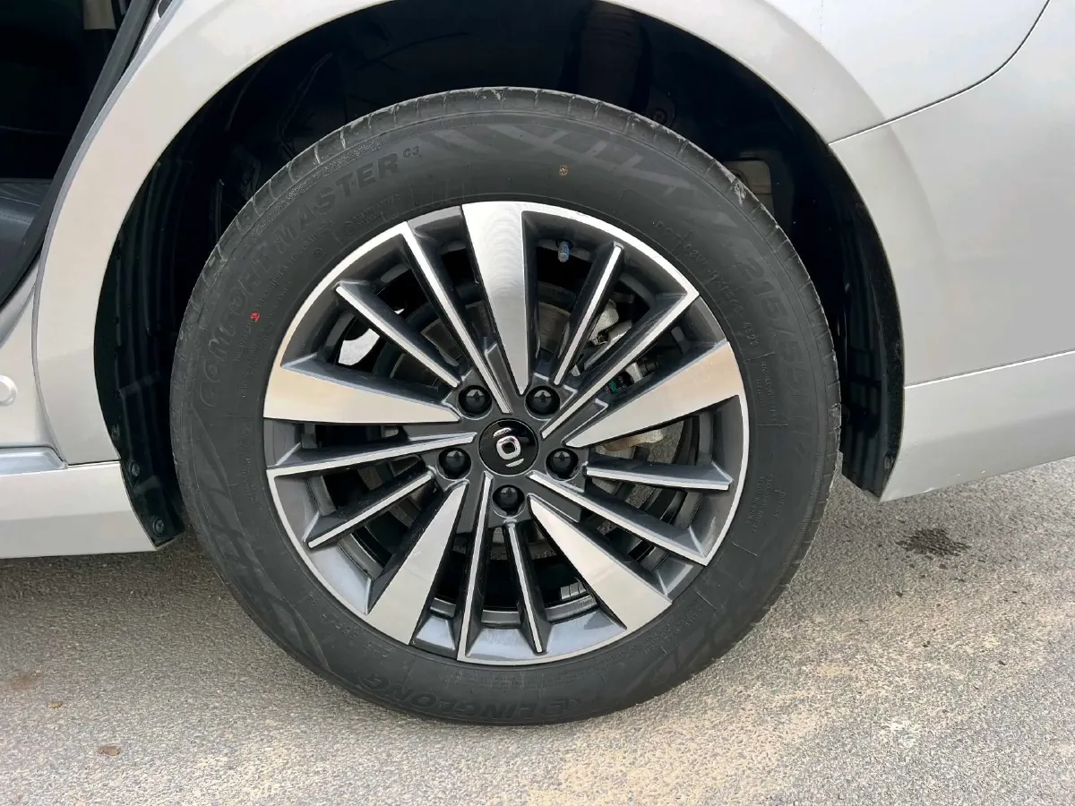 2024 ChangAn QiYuan A05 1.5L 110HP L4 E-CVT PHEV 9.07KWH,autocango,china used car exporter,china ev exporter,chinese used car exporter,chinese used ev exporter