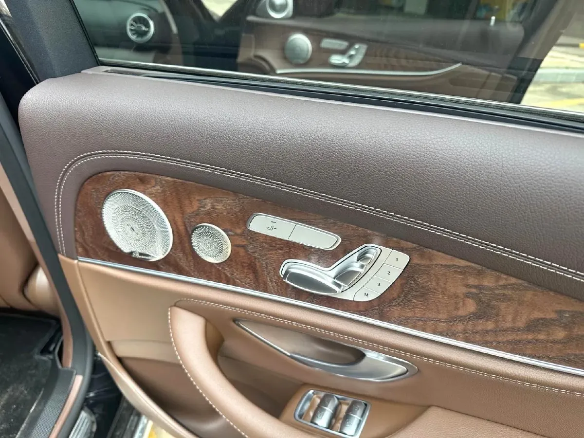 2023 Mercedes-Benz E Class 2.0T 258HP L4 9AT,autocango,china used car exporter,china ev exporter,chinese used car exporter,chinese used ev exporter