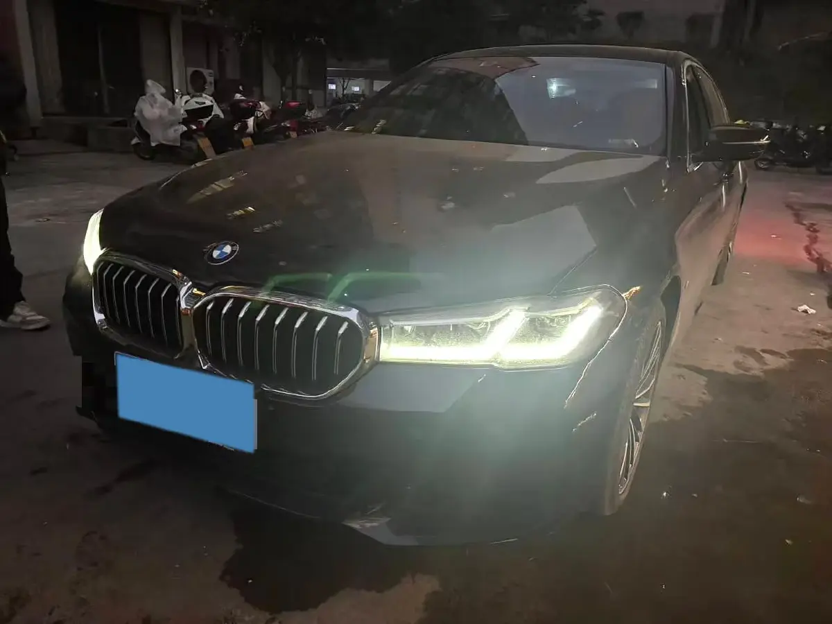 2021 BMW 5 Series 2.0T 252HP L4 8AT