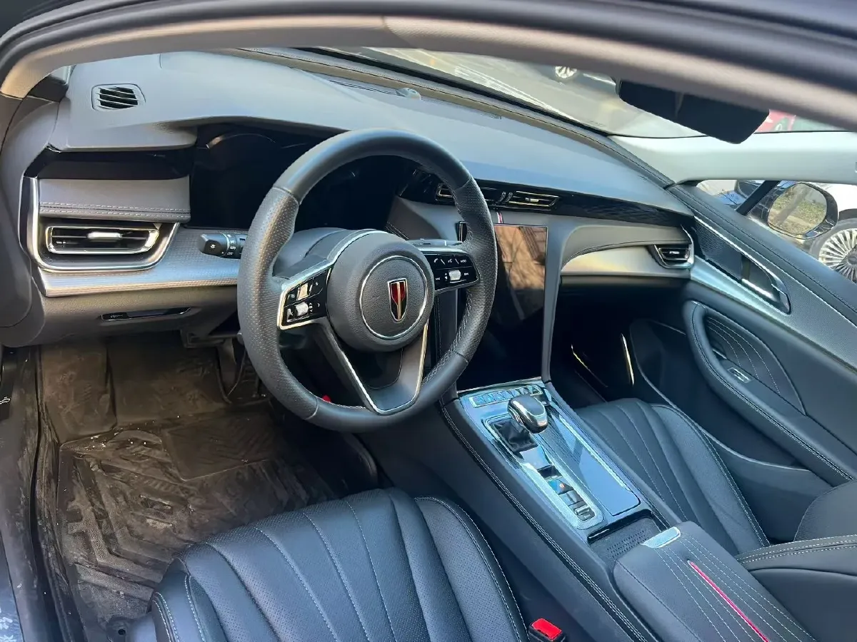 2023 HongQi H5 2.0T 224HP L4 8AT,autocango,china used car exporter,china ev exporter,chinese used car exporter,chinese used ev exporter