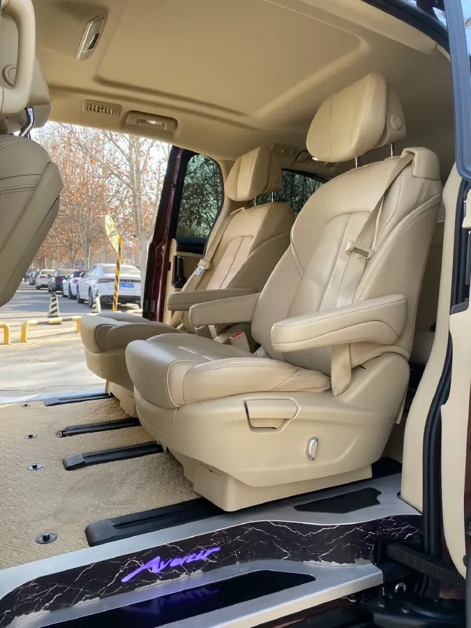 2022 Buick GL8 2.0T 237HP L4 9AT,autocango,china used car exporter,china ev exporter,chinese used car exporter,chinese used ev exporter