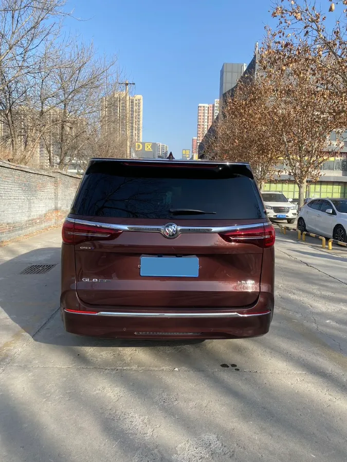 2022 Buick GL8 2.0T 237HP L4 9AT,autocango,china used car exporter,china ev exporter,chinese used car exporter,chinese used ev exporter