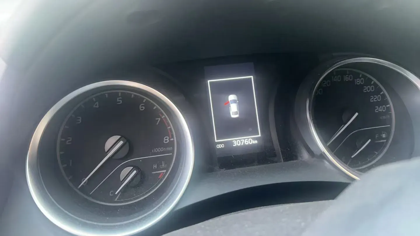 2023 Toyota Camry 2.0L 177HP L4 CVT,autocango,china used car exporter,china ev exporter,chinese used car exporter,chinese used ev exporter