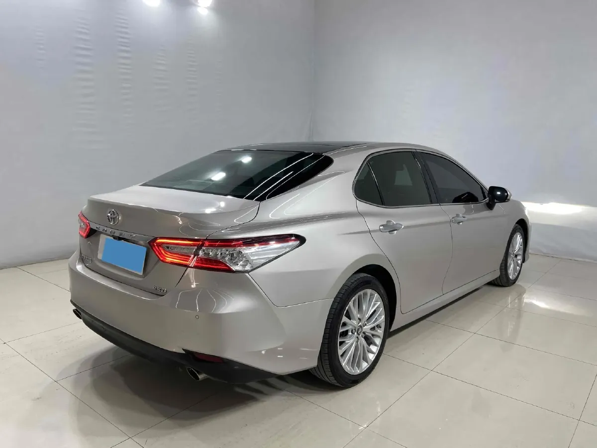 2023 Toyota Camry 2.0L 177HP L4 CVT,autocango,china used car exporter,china ev exporter,chinese used car exporter,chinese used ev exporter