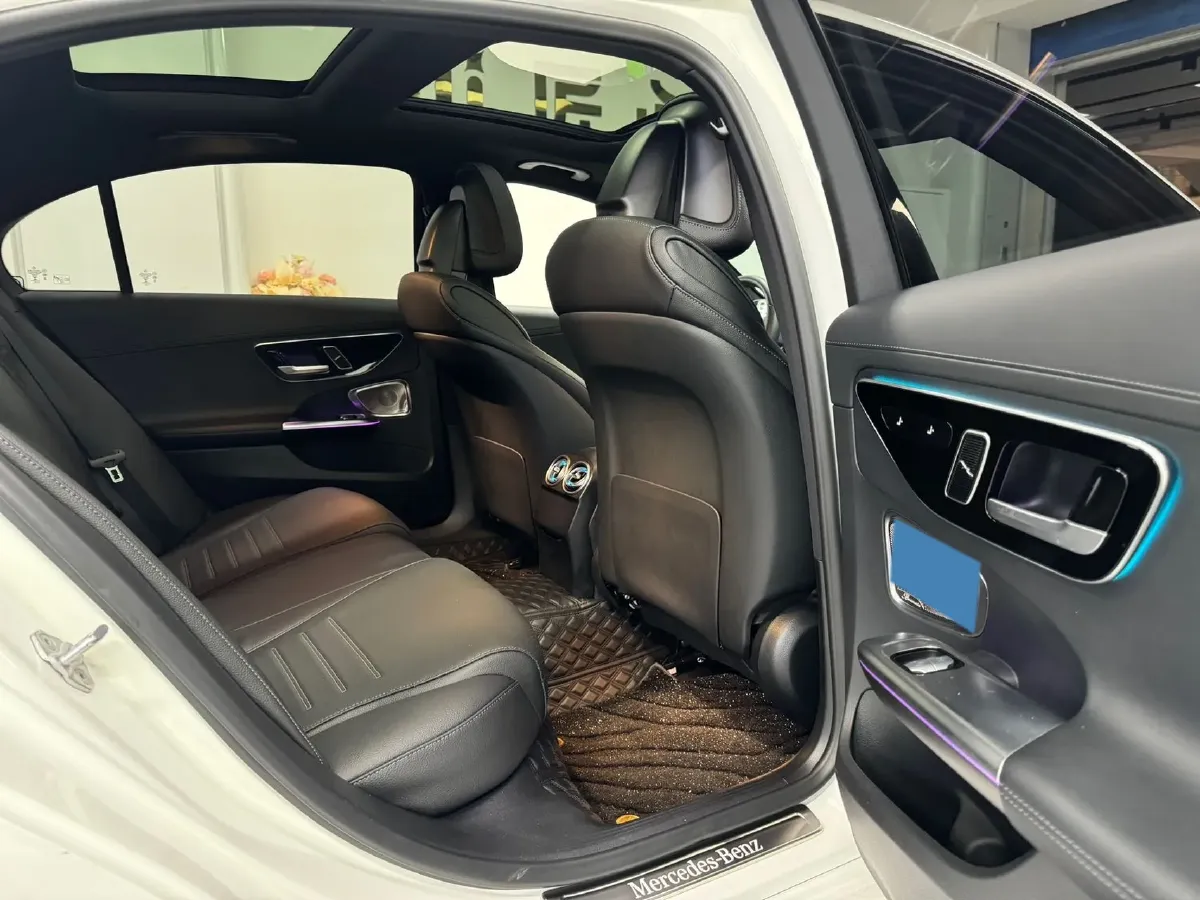 2022 Mercedes-Benz C Class 1.5T 204HP L4 9AT,autocango,china used car exporter,china ev exporter,chinese used car exporter,chinese used ev exporter