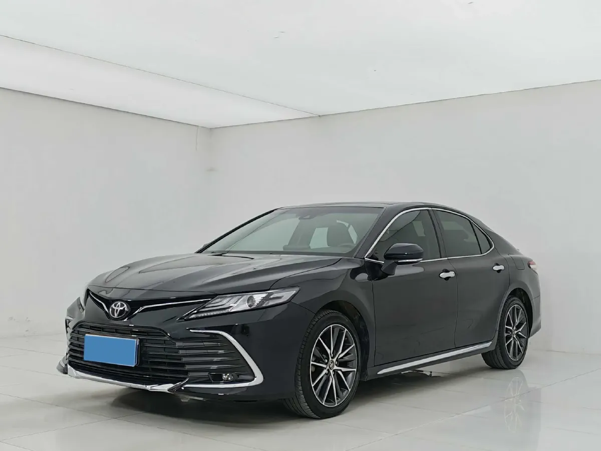 2023 Toyota Camry 2.5L 207HP L4 8AT,autocango,china used car exporter,china ev exporter,chinese used car exporter,chinese used ev exporter