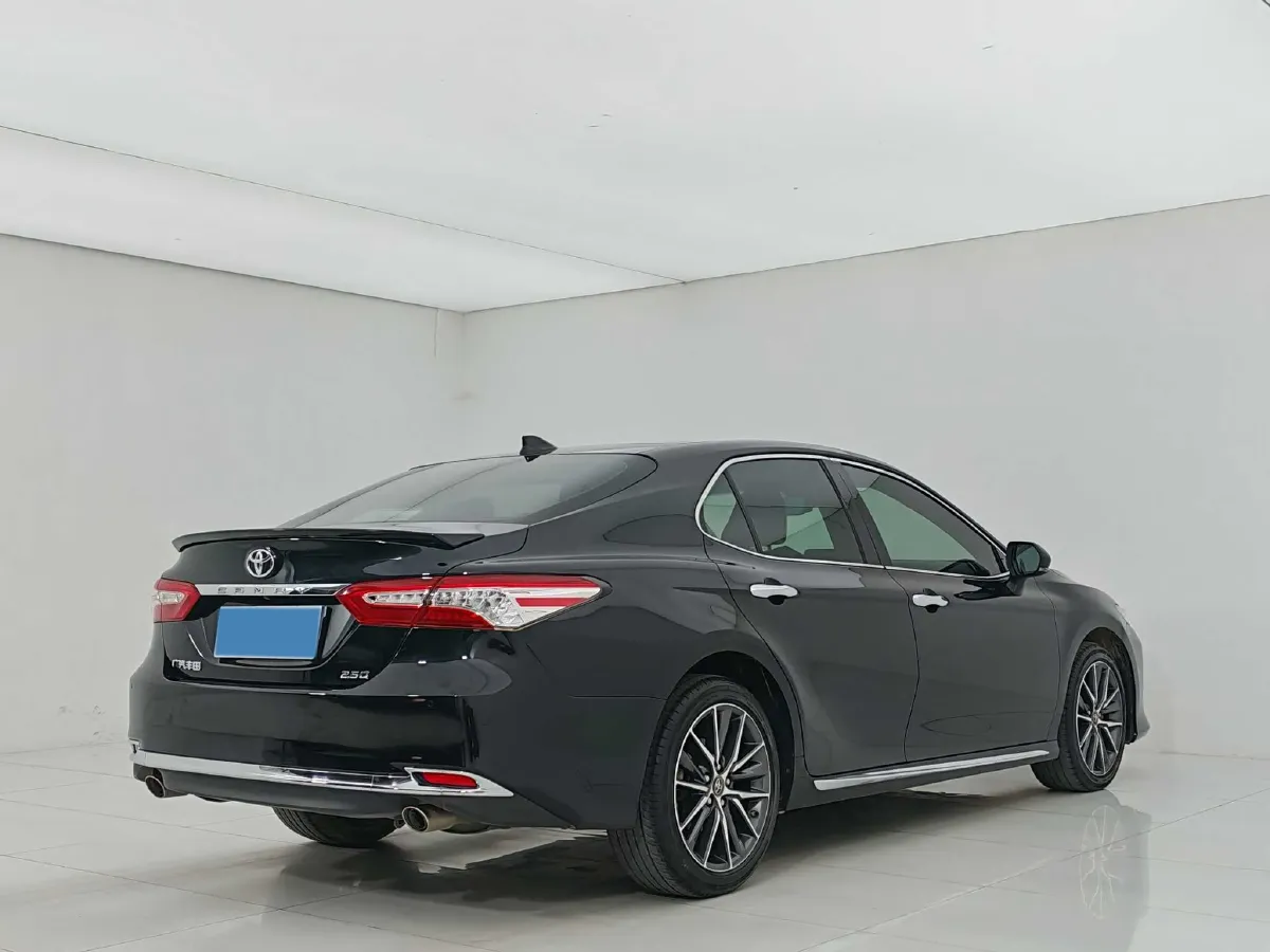 2023 Toyota Camry 2.5L 207HP L4 8AT,autocango,china used car exporter,china ev exporter,chinese used car exporter,chinese used ev exporter
