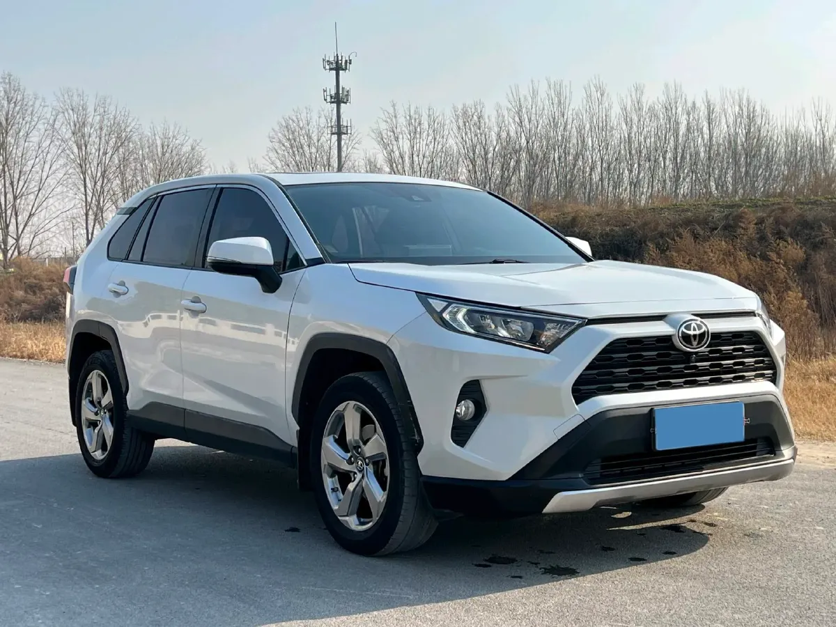 2022 Toyota RAV4 2.0L 171HP L4 CVT,autocango,china used car exporter,china ev exporter,chinese used car exporter,chinese used ev exporter