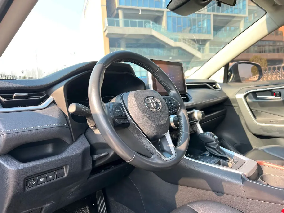 2022 Toyota RAV4 2.0L 171HP L4 CVT,autocango,china used car exporter,china ev exporter,chinese used car exporter,chinese used ev exporter