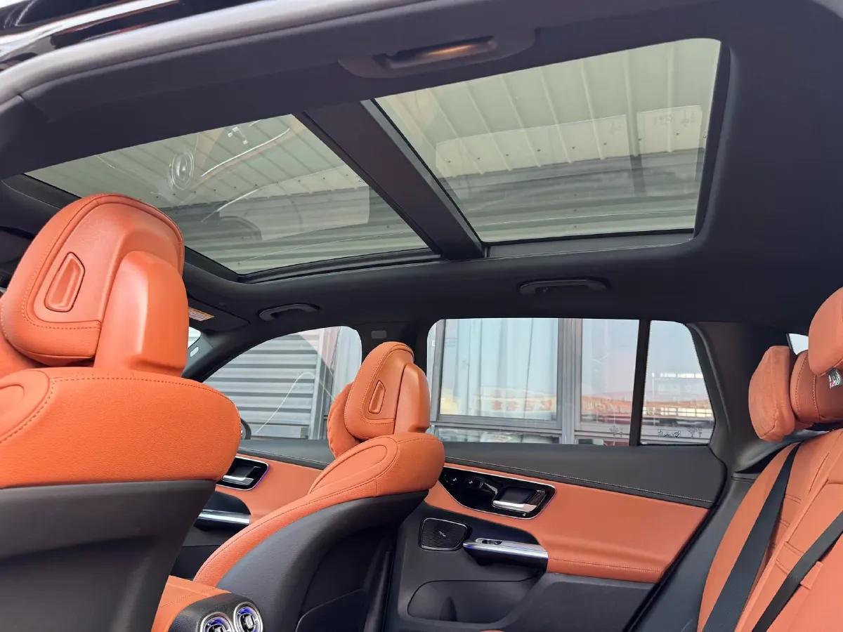 2025 Mercedes-Benz GLC Class 2.0T 258HP L4 9AT,autocango,china used car exporter,china ev exporter,chinese used car exporter,chinese used ev exporter