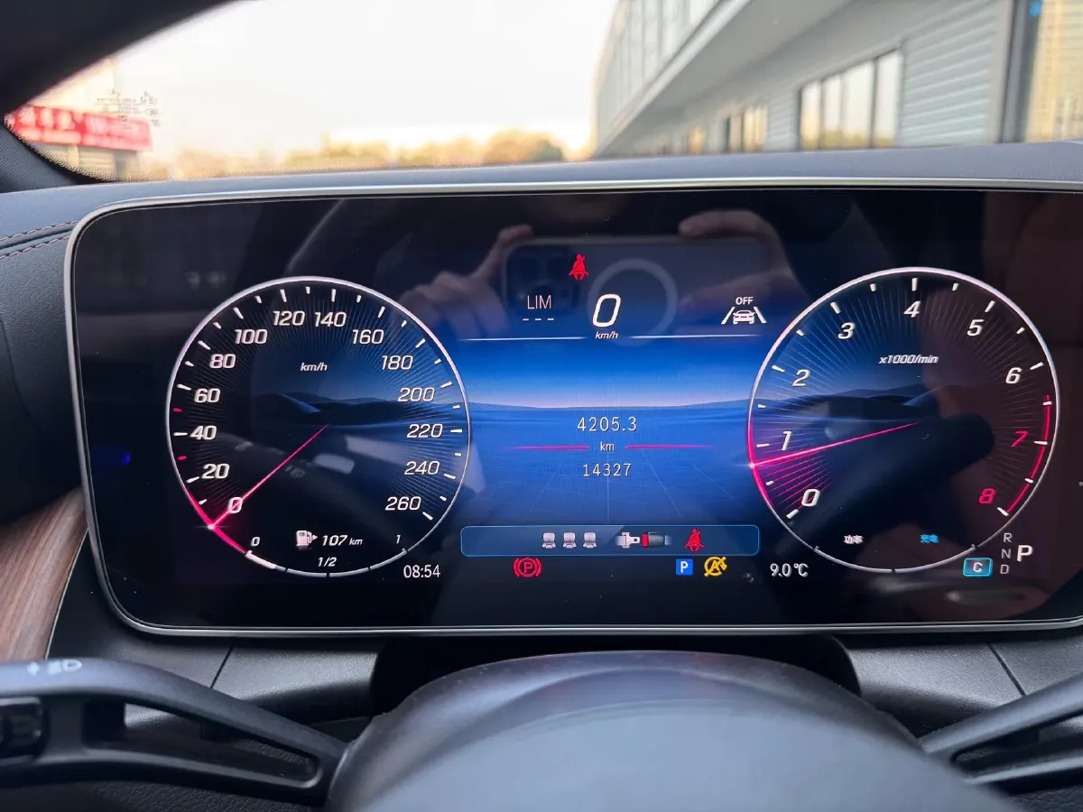 2025 Mercedes-Benz GLC Class 2.0T 258HP L4 9AT,autocango,china used car exporter,china ev exporter,chinese used car exporter,chinese used ev exporter