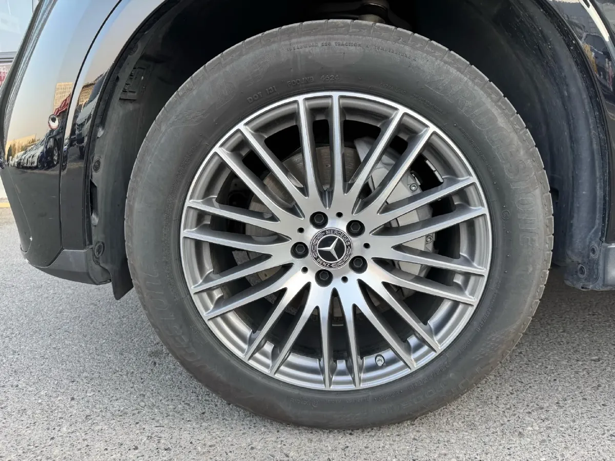 2025 Mercedes-Benz GLC Class 2.0T 258HP L4 9AT,autocango,china used car exporter,china ev exporter,chinese used car exporter,chinese used ev exporter