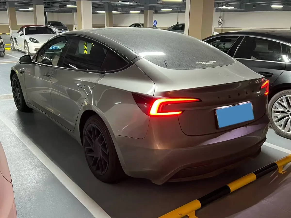2025 Tesla Model 3 BEV 62.5KWH,autocango,china used car exporter,china ev exporter,chinese used car exporter,chinese used ev exporter