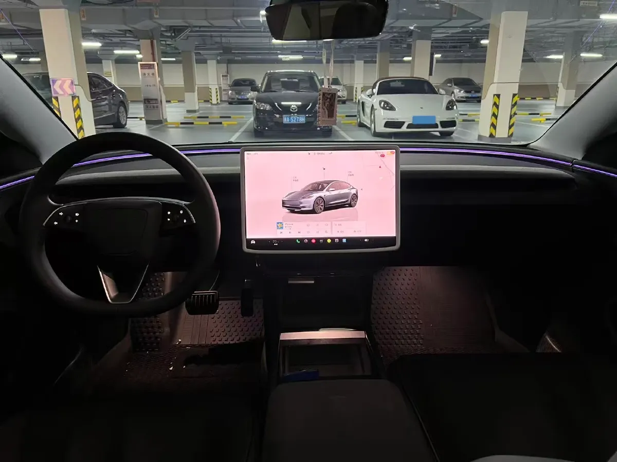 2025 Tesla Model 3 BEV 62.5KWH,autocango,china used car exporter,china ev exporter,chinese used car exporter,chinese used ev exporter