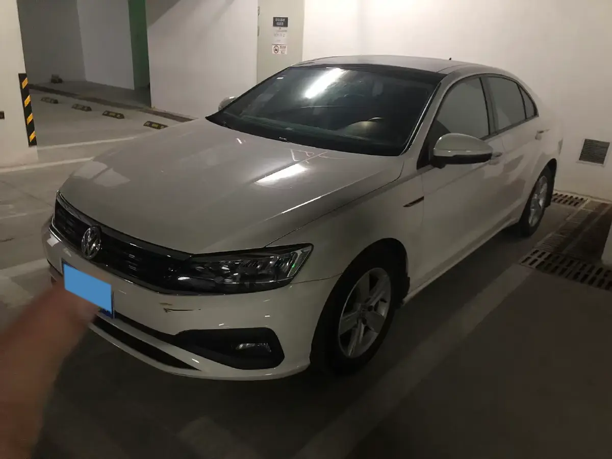 2019 Volkswagen T-Cross 1.4T 150HP L4 7DCT