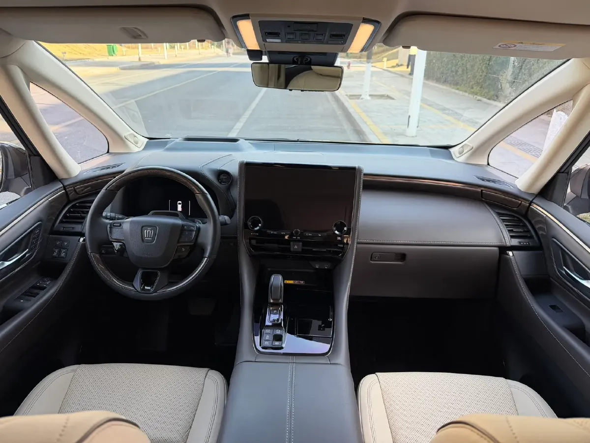 2024 Toyota Vellfire 2.5L 190HP L4 E-CVT Hybrid,autocango,china used car exporter,china ev exporter,chinese used car exporter,chinese used ev exporter