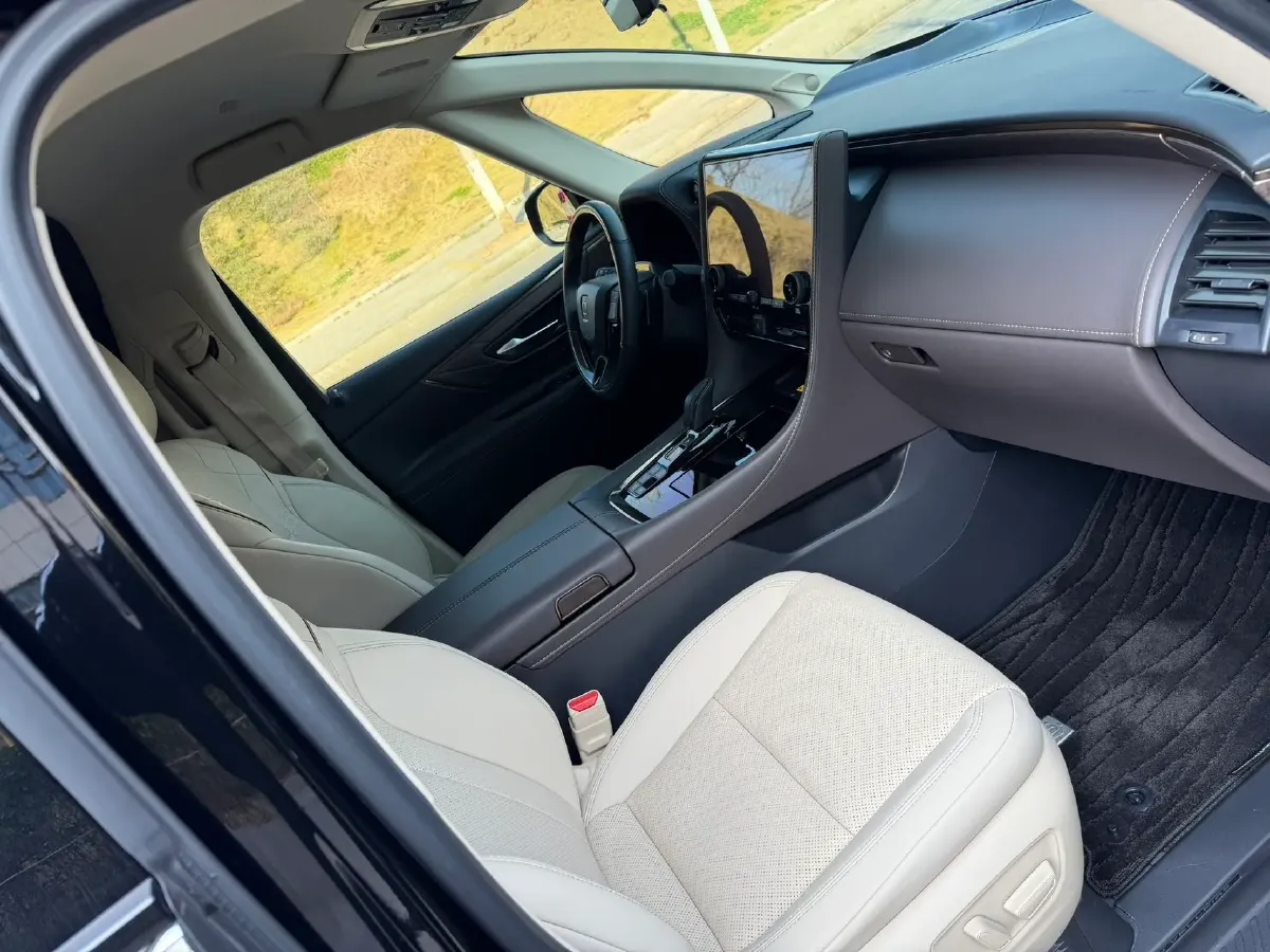 2024 Toyota Vellfire 2.5L 190HP L4 E-CVT Hybrid,autocango,china used car exporter,china ev exporter,chinese used car exporter,chinese used ev exporter