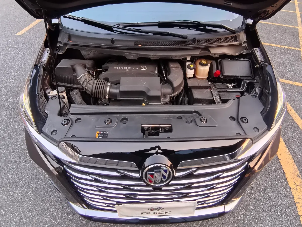 2023 Buick GL8 2.0T 237HP L4 9AT,autocango,china used car exporter,china ev exporter,chinese used car exporter,chinese used ev exporter