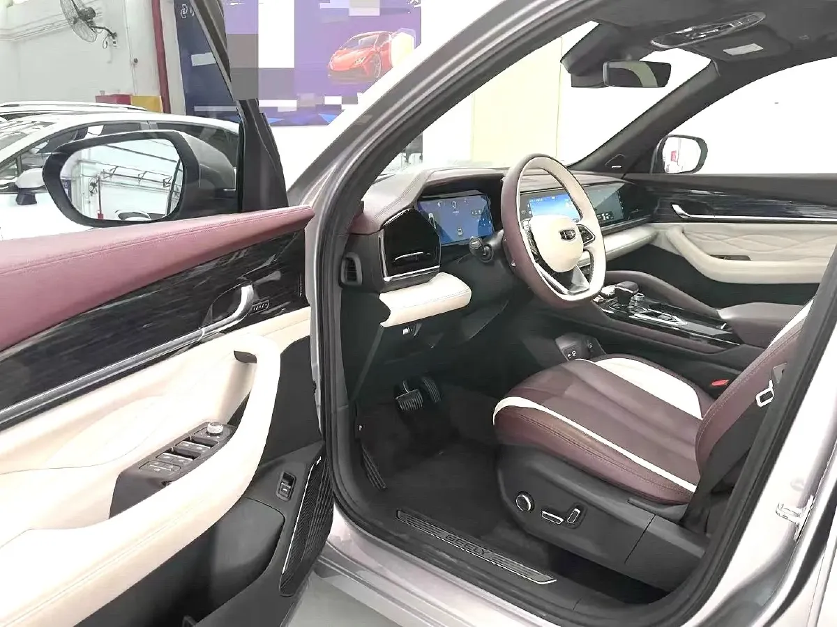 2021 Geely Monjaro 2.0T 238HP L4 8AT,autocango,china used car exporter,china ev exporter,chinese used car exporter,chinese used ev exporter