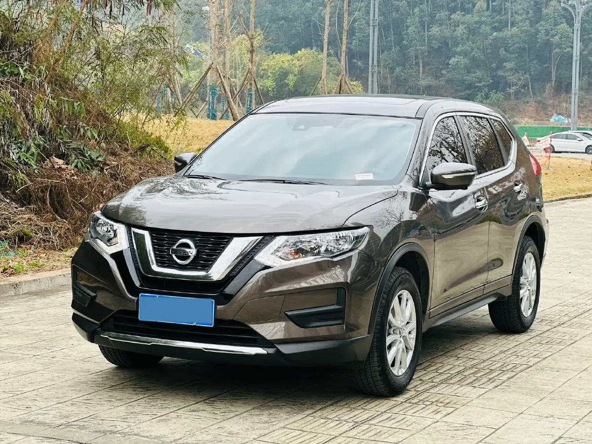 2023 Nissan X-Trail 2.0L 151HP L4 CVT