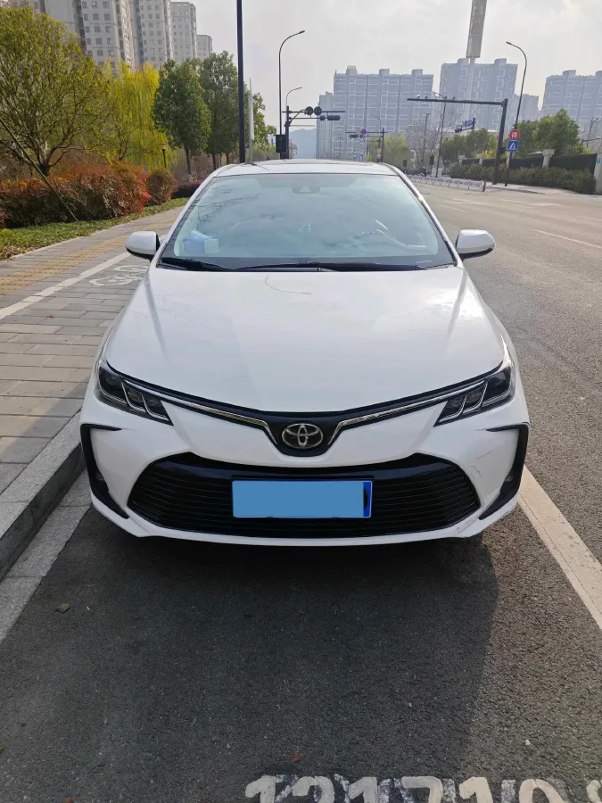 2021 Toyota Corolla 1.2T 116HP L4 CVT,autocango,china used car exporter,china ev exporter,chinese used car exporter,chinese used ev exporter