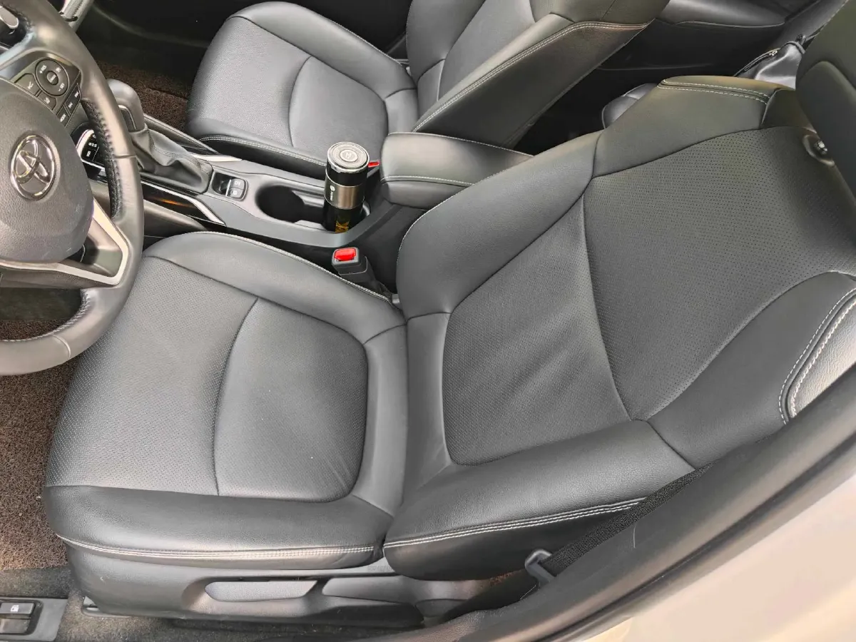 2021 Toyota Corolla 1.2T 116HP L4 CVT,autocango,china used car exporter,china ev exporter,chinese used car exporter,chinese used ev exporter