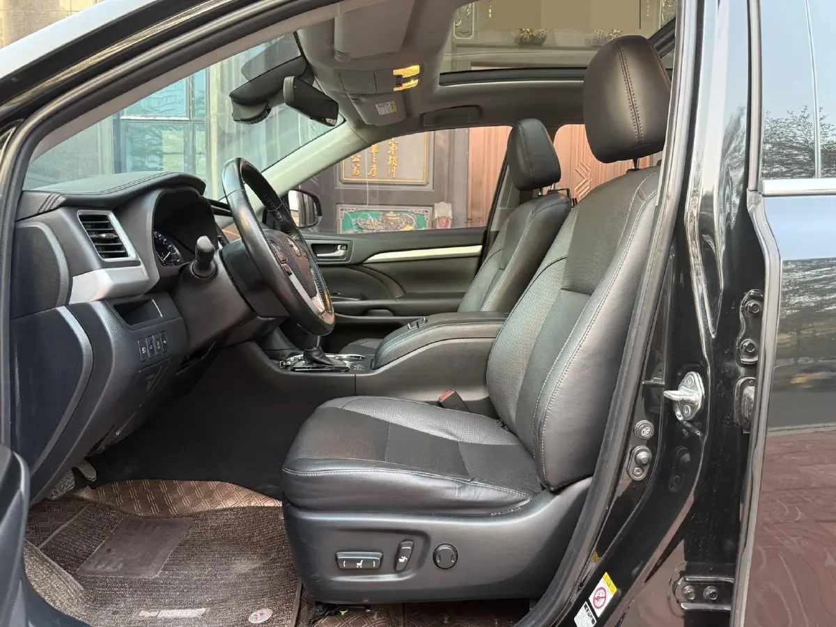 2019 Mazda CX-8 2.5L 192HP L4 6AT,autocango,china used car exporter,china ev exporter,chinese used car exporter,chinese used ev exporter