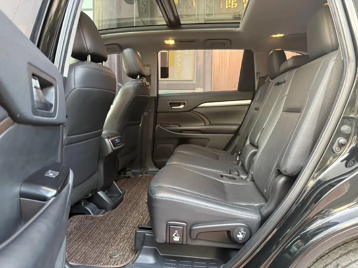 2019 Mazda CX-8 2.5L 192HP L4 6AT,autocango,china used car exporter,china ev exporter,chinese used car exporter,chinese used ev exporter