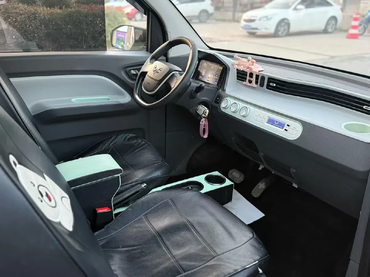 2021 WuLing HongGuang MINI EV BEV 13.9KWH,autocango,china used car exporter,china ev exporter,chinese used car exporter,chinese used ev exporter