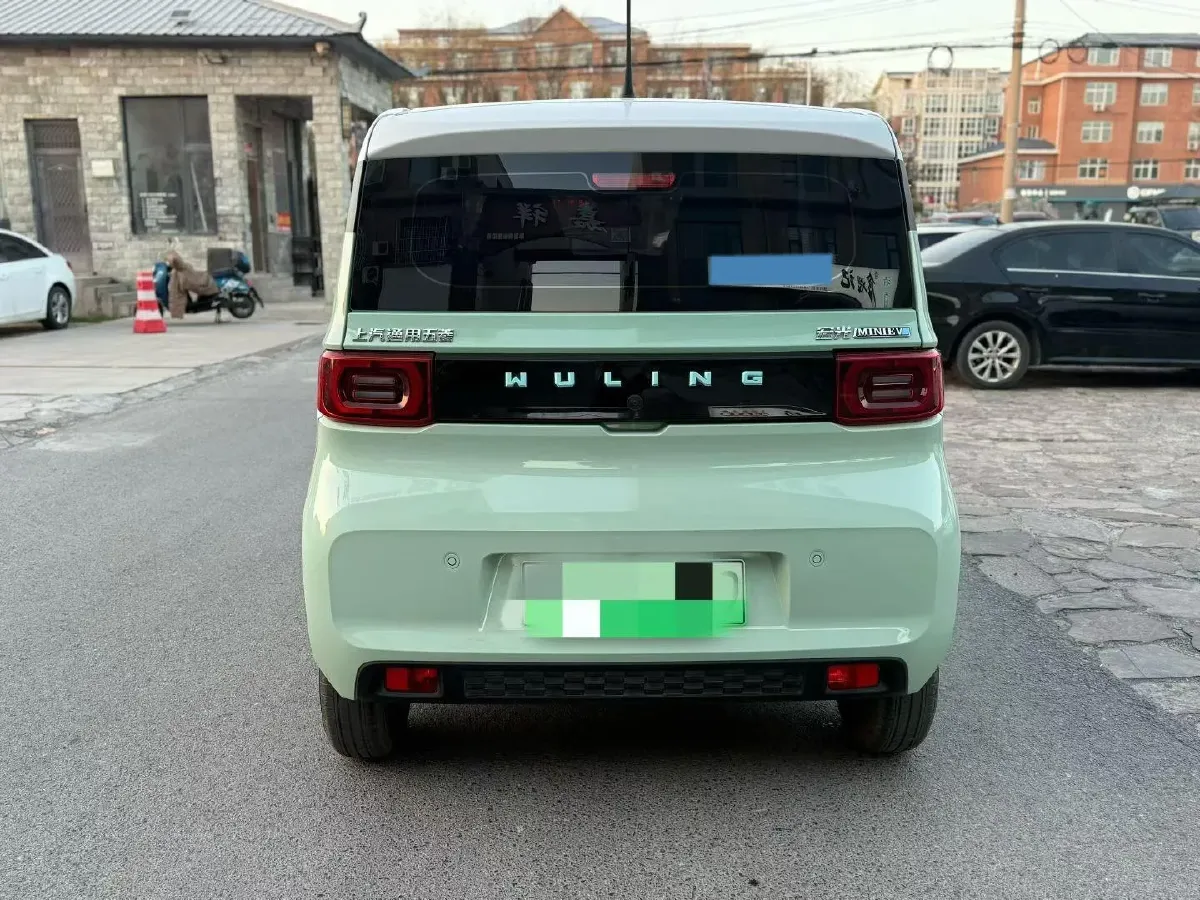 2021 WuLing HongGuang MINI EV BEV 13.9KWH,autocango,china used car exporter,china ev exporter,chinese used car exporter,chinese used ev exporter
