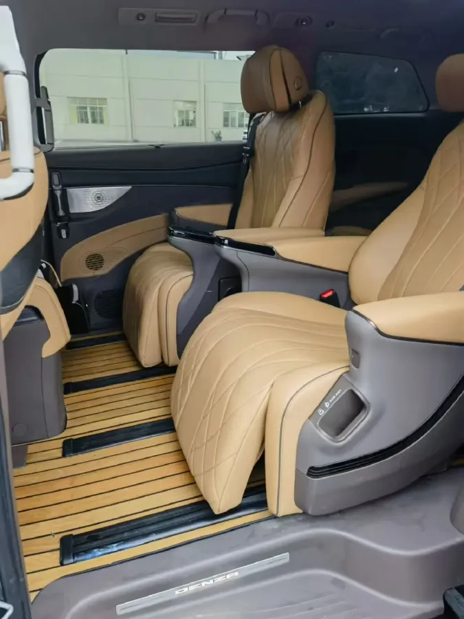 2024 Denza D9 1.5T 139HP L4 E-CVT PHEV 40KWH,autocango,china used car exporter,china ev exporter,chinese used car exporter,chinese used ev exporter