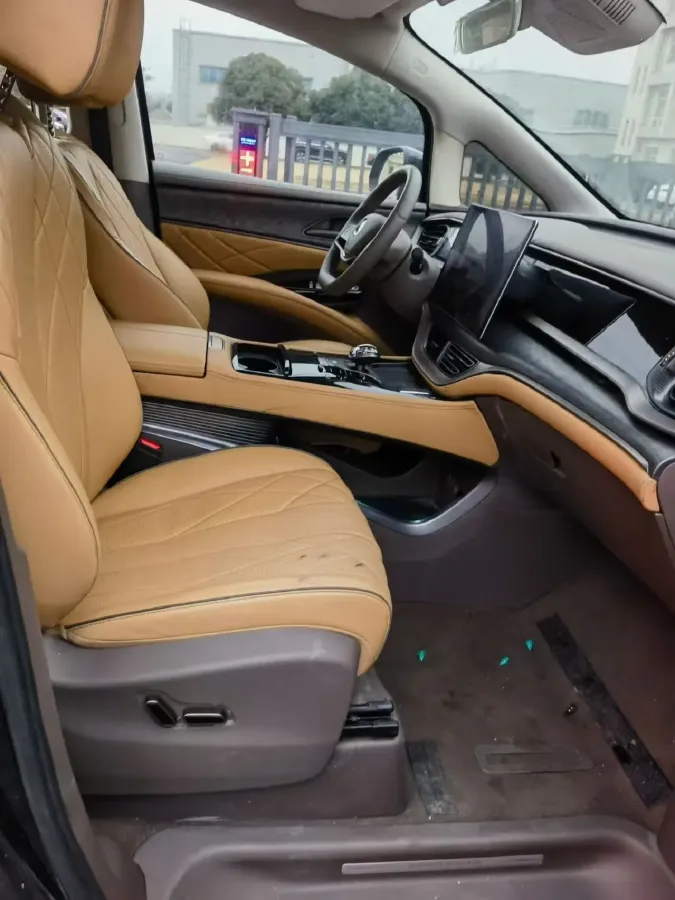 2024 Denza D9 1.5T 139HP L4 E-CVT PHEV 40KWH,autocango,china used car exporter,china ev exporter,chinese used car exporter,chinese used ev exporter