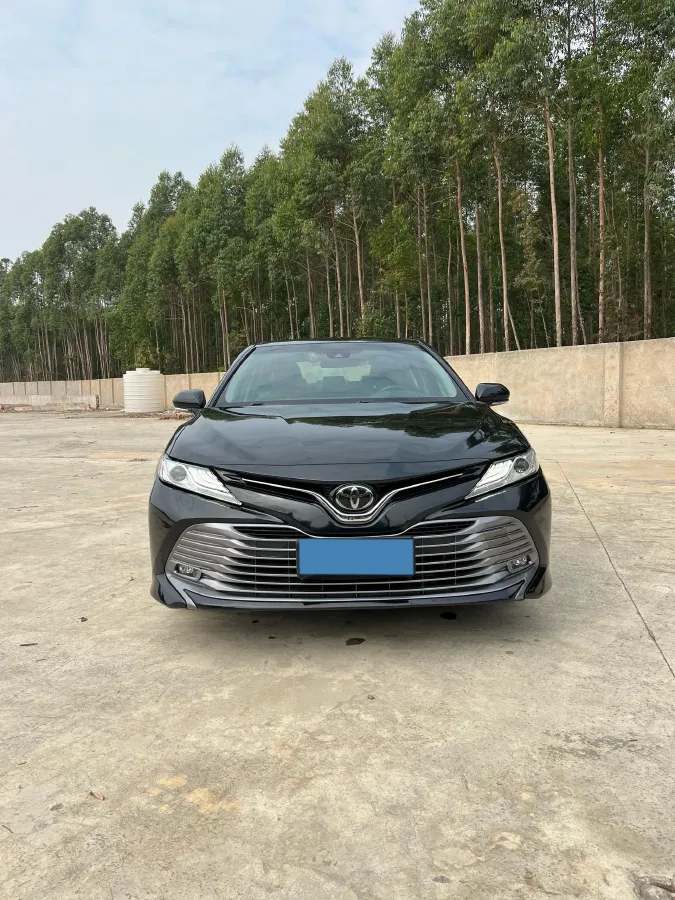 2019 Toyota Camry 2.5L 209HP L4 8AT,autocango,china used car exporter,china ev exporter,chinese used car exporter,chinese used ev exporter