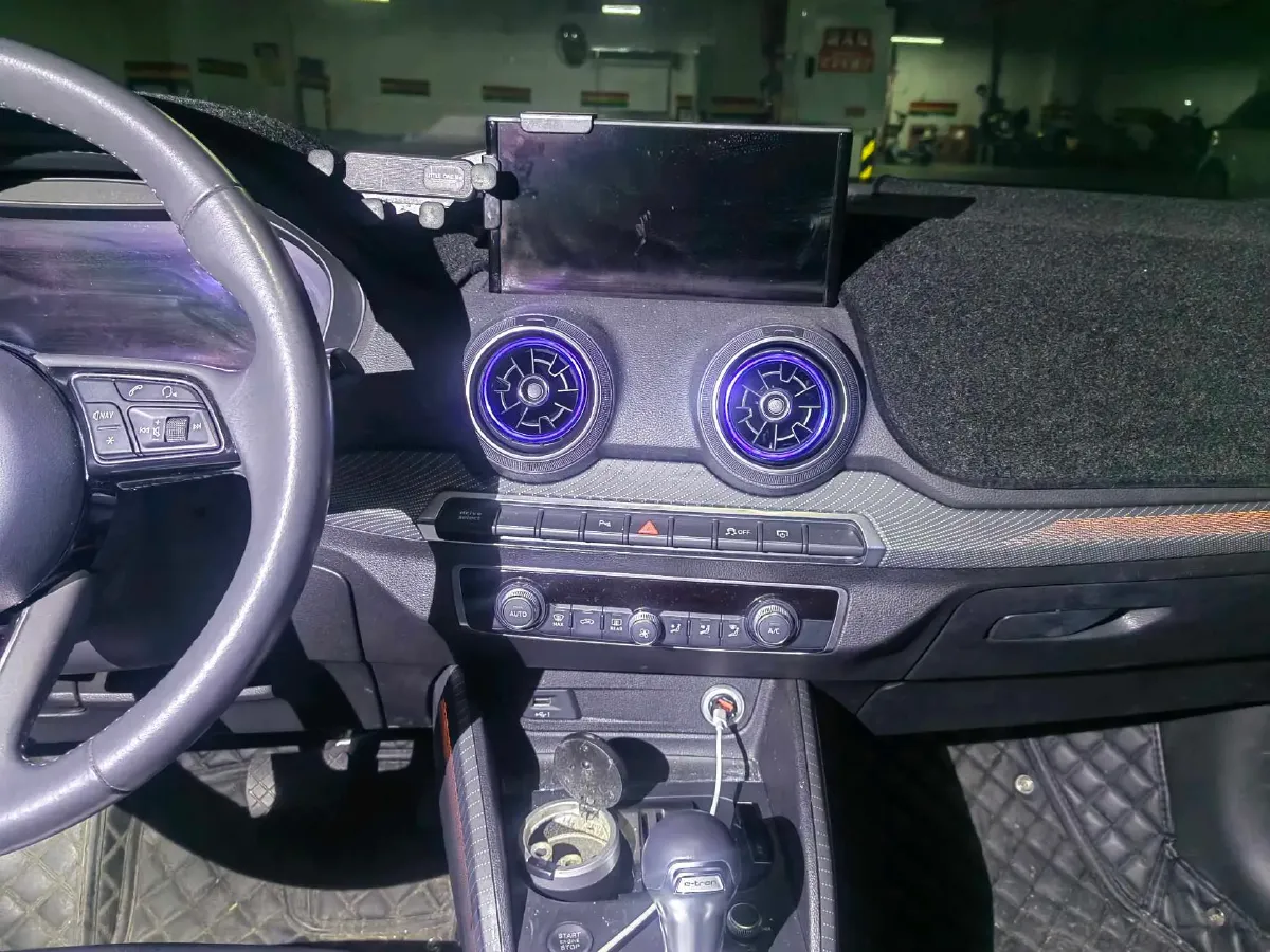 2019 Audi Q2L e-tron BEV 39.7KWH,autocango,china used car exporter,china ev exporter,chinese used car exporter,chinese used ev exporter