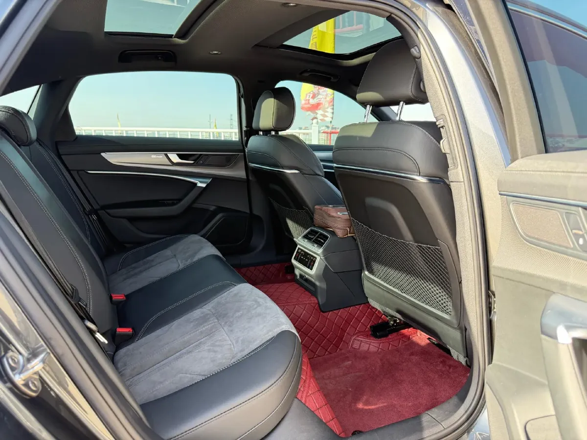 2021 Audi A6L 2.0T 224HP L4 7DCT,autocango,china used car exporter,china ev exporter,chinese used car exporter,chinese used ev exporter