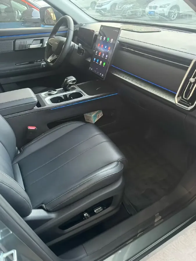 2023 Chery Exploration 06 1.6T 197HP L4 7DCT,autocango,china used car exporter,china ev exporter,chinese used car exporter,chinese used ev exporter