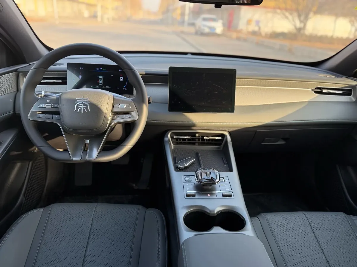 2025 BYD Qin Plus 1.5L 101HP L4 E-CVT PHEV 7.68KWH,autocango,china used car exporter,china ev exporter,chinese used car exporter,chinese used ev exporter