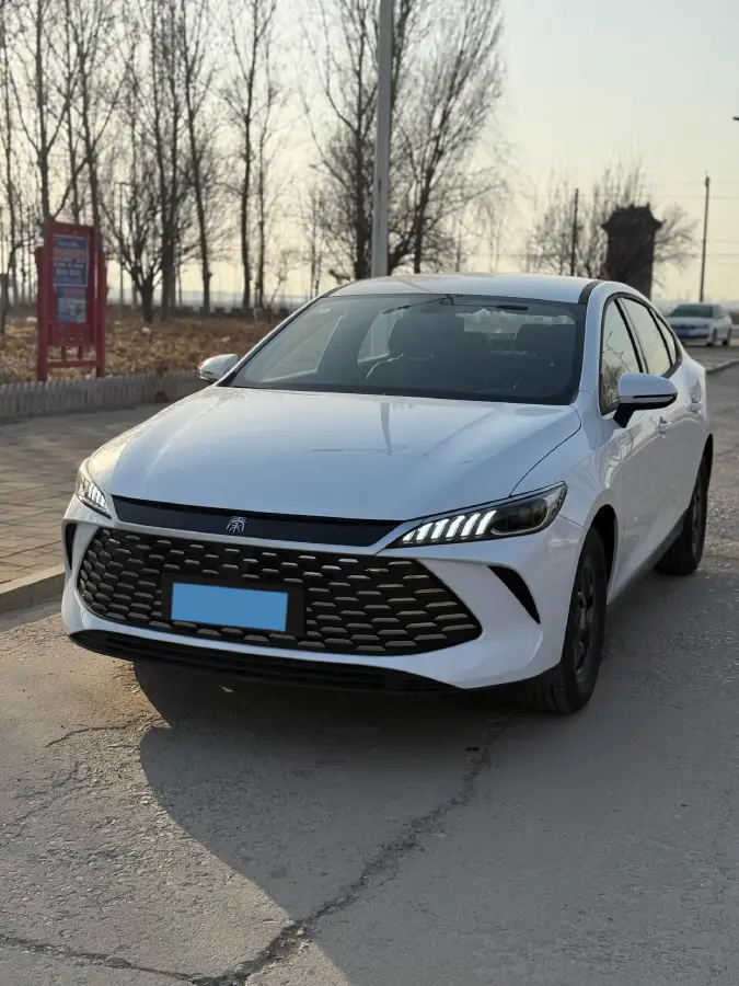 2025 BYD Qin Plus 1.5L 101HP L4 E-CVT PHEV 7.68KWH