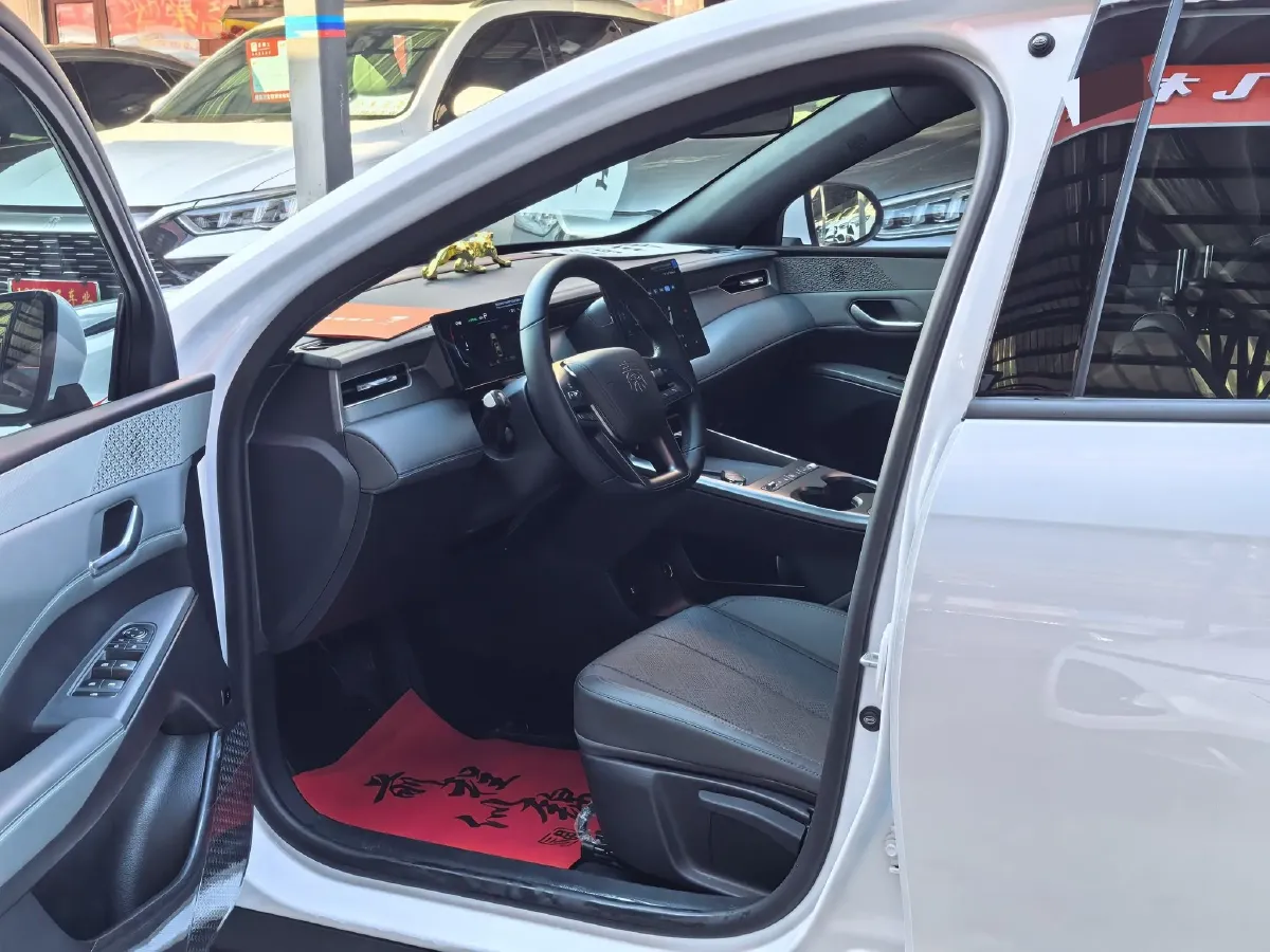 2026 BYD Qin Plus 1.5L 101HP L4 E-CVT PHEV,autocango,china used car exporter,china ev exporter,chinese used car exporter,chinese used ev exporter