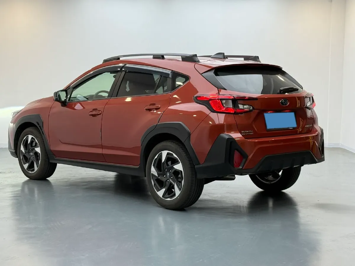 2024 Subaru Crosstrek 2.5L 169HP H4 CVT,autocango,china used car exporter,china ev exporter,chinese used car exporter,chinese used ev exporter