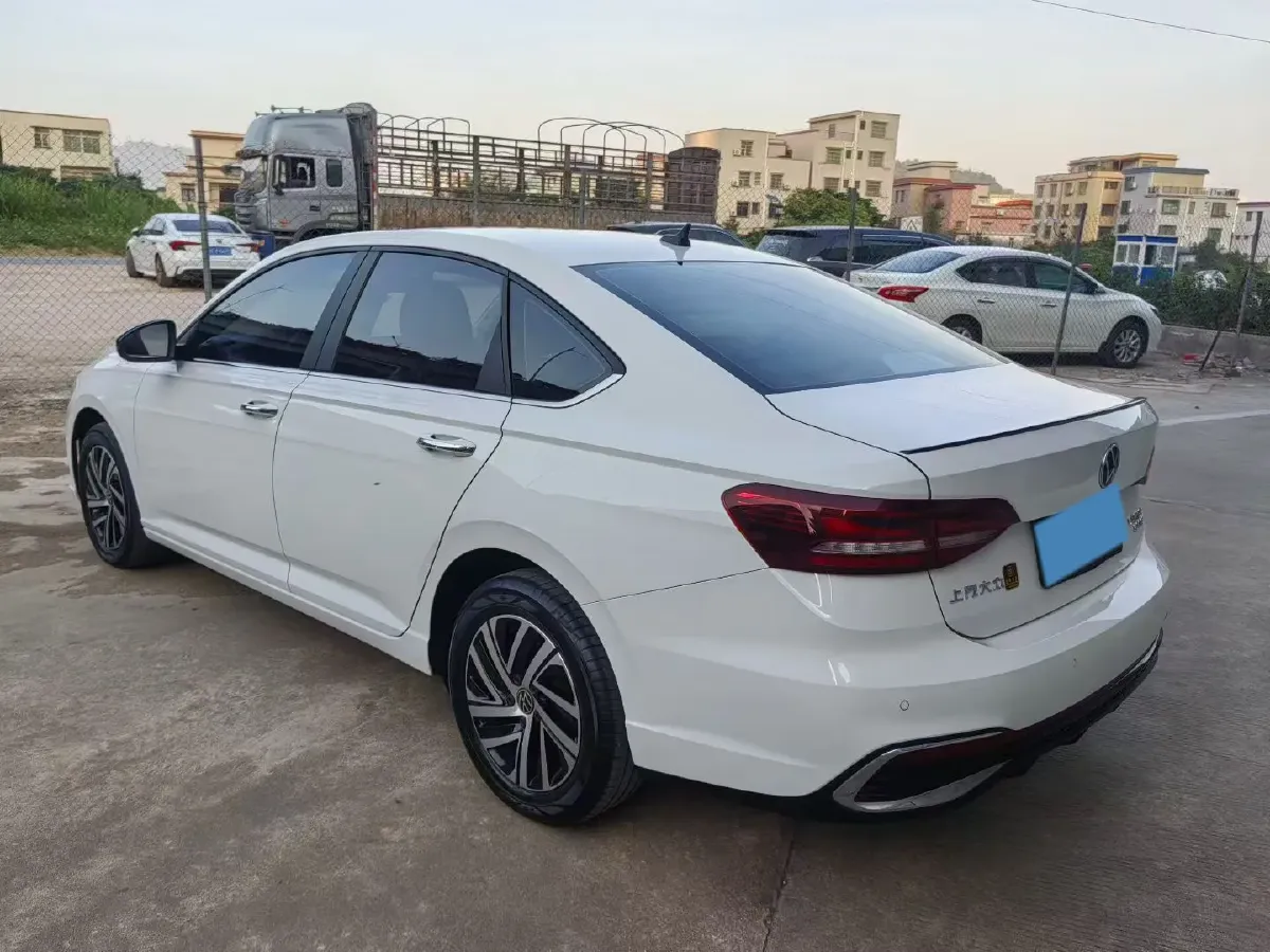 2023 Volkswagen Lavida 1.5T 160HP L4 7DCT,autocango,china used car exporter,china ev exporter,chinese used car exporter,chinese used ev exporter