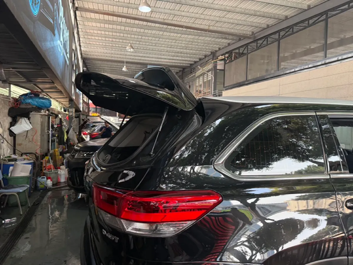 2021 Toyota Highlander 2.0T 220HP L4 6AT,autocango,china used car exporter,china ev exporter,chinese used car exporter,chinese used ev exporter