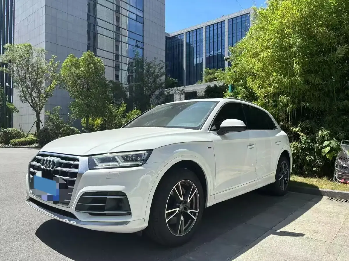 2020 Audi Q5L 2.0T 190HP L4 7DCT