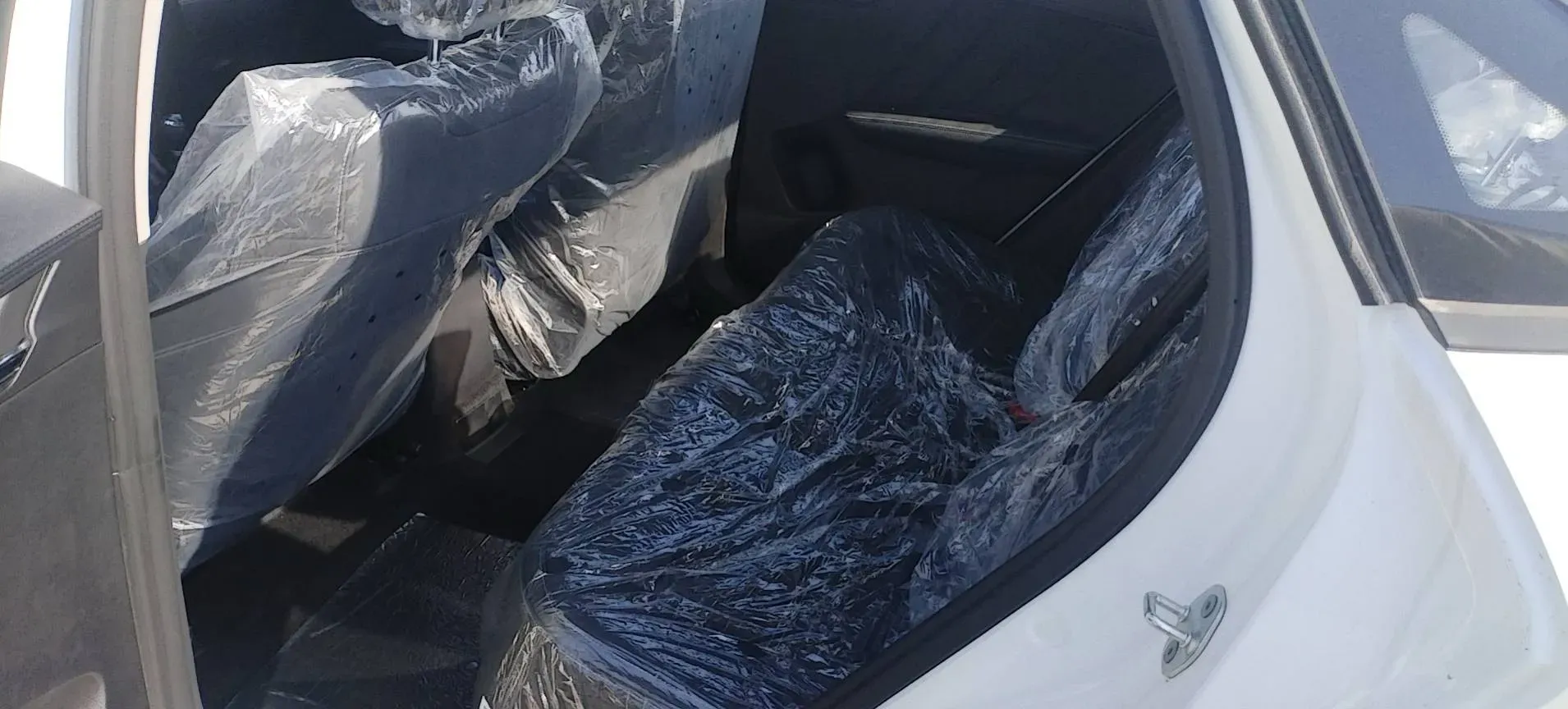 2021 DongFeng FuKang e Elysee BEV 38.4KWH,autocango,china used car exporter,china ev exporter,chinese used car exporter,chinese used ev exporter