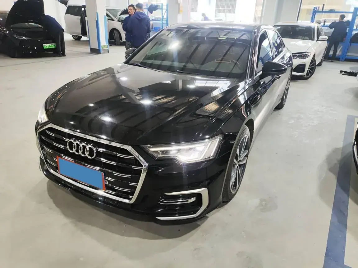 2023 Audi A6L 2.0T 190HP L4 7DCT