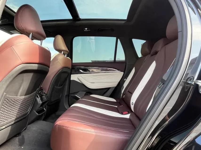 2021 Geely Monjaro 2.0T 238HP L4 8AT,autocango,china used car exporter,china ev exporter,chinese used car exporter,chinese used ev exporter