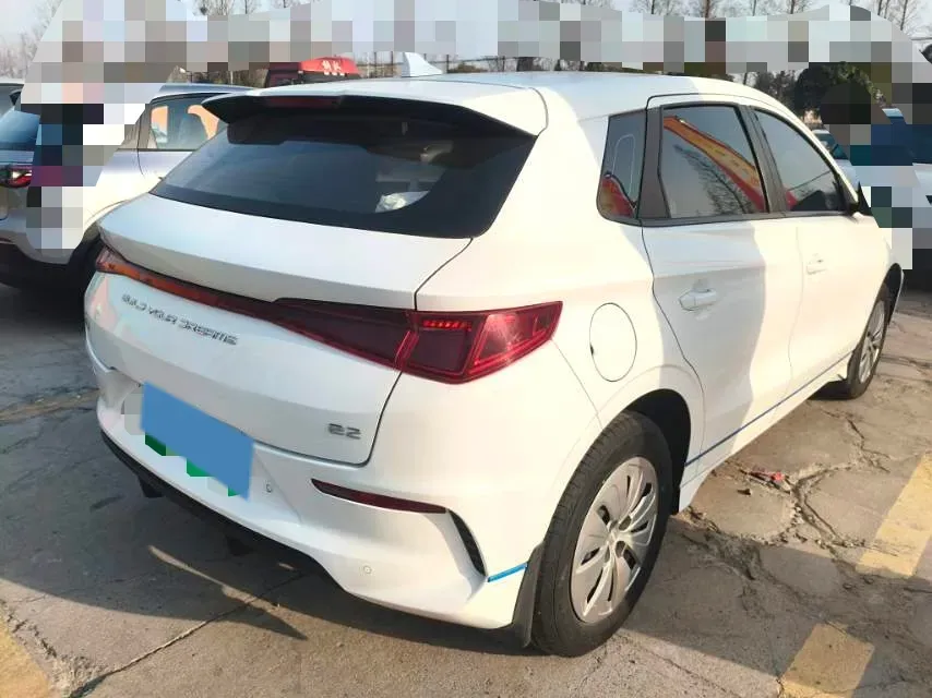 2021 Ford Escort 1.5L 122HP L3 6AT,autocango,china used car exporter,china ev exporter,chinese used car exporter,chinese used ev exporter