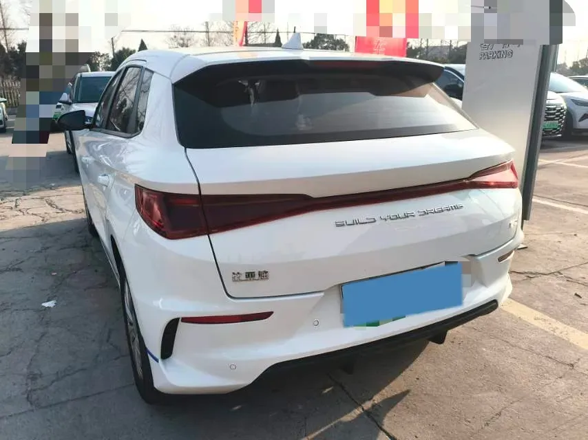 2021 Ford Escort 1.5L 122HP L3 6AT,autocango,china used car exporter,china ev exporter,chinese used car exporter,chinese used ev exporter