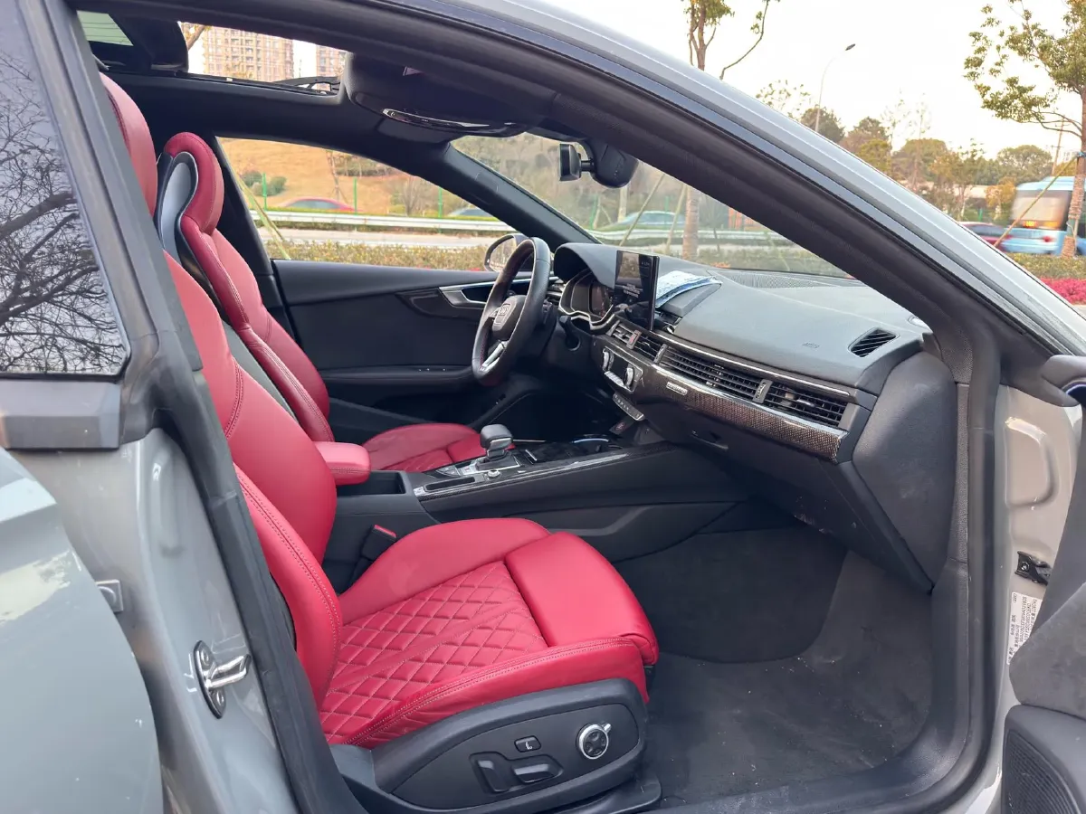 2022 Audi S5 3.0T 354HP V6 8AT,autocango,china used car exporter,china ev exporter,chinese used car exporter,chinese used ev exporter