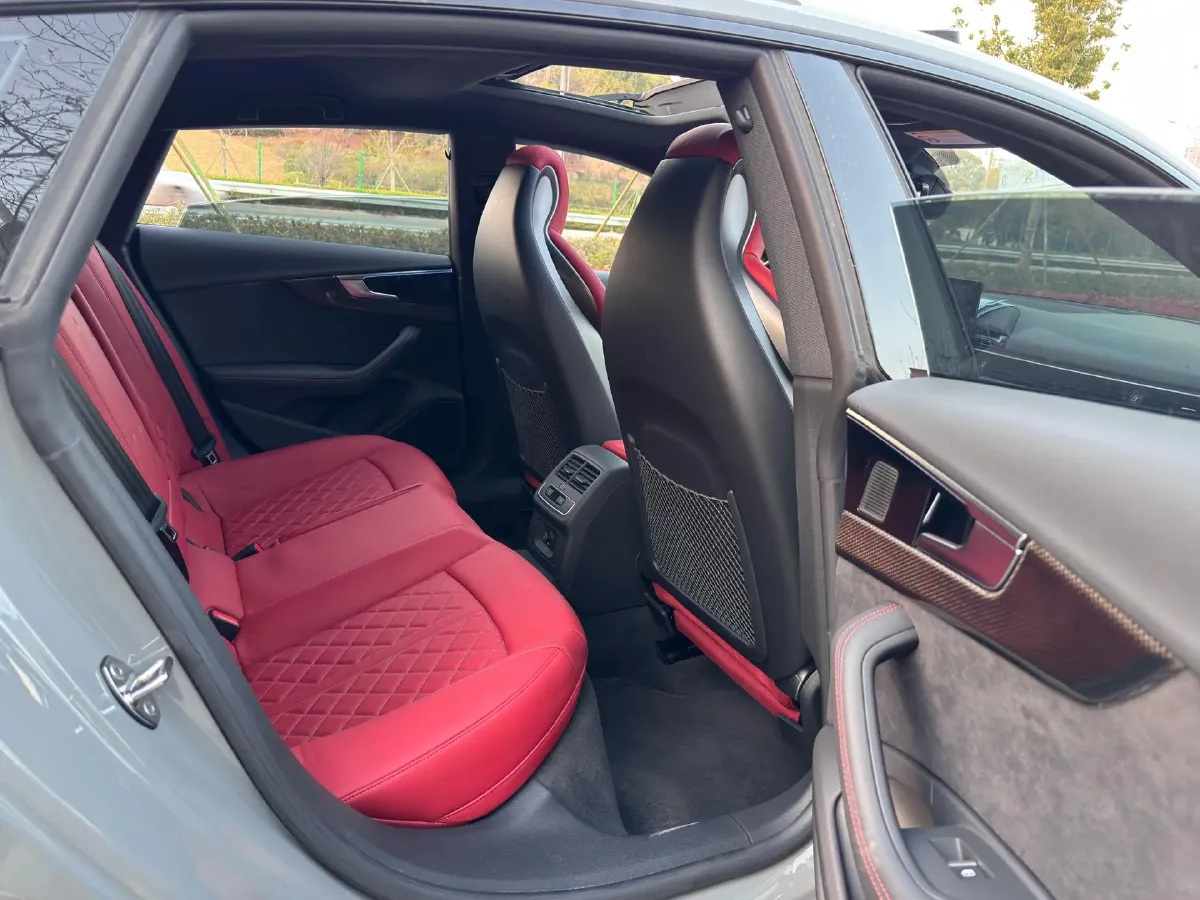 2022 Audi S5 3.0T 354HP V6 8AT,autocango,china used car exporter,china ev exporter,chinese used car exporter,chinese used ev exporter